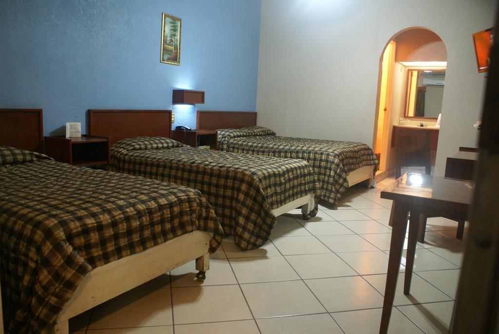 Hotel De Mexico Matamoros  Camera foto